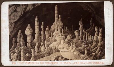 "Der Kalvarienberg", Tropfsteingebilde in der Adelsberger Grotte in Krain von Emanuel Mariot