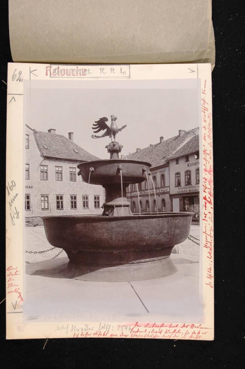 Dr. Franz Stoedtner, Tore, Türme und Brunnen aus vier Jahrhunderten deutscher Vergangenheit (Bu…