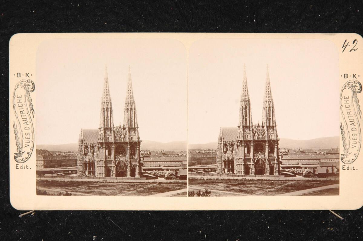Die 1872 fertig gestellte und 1879 geweihte Votivkirche in Wien, Inv. Nr.: FotoGLV2000/17514