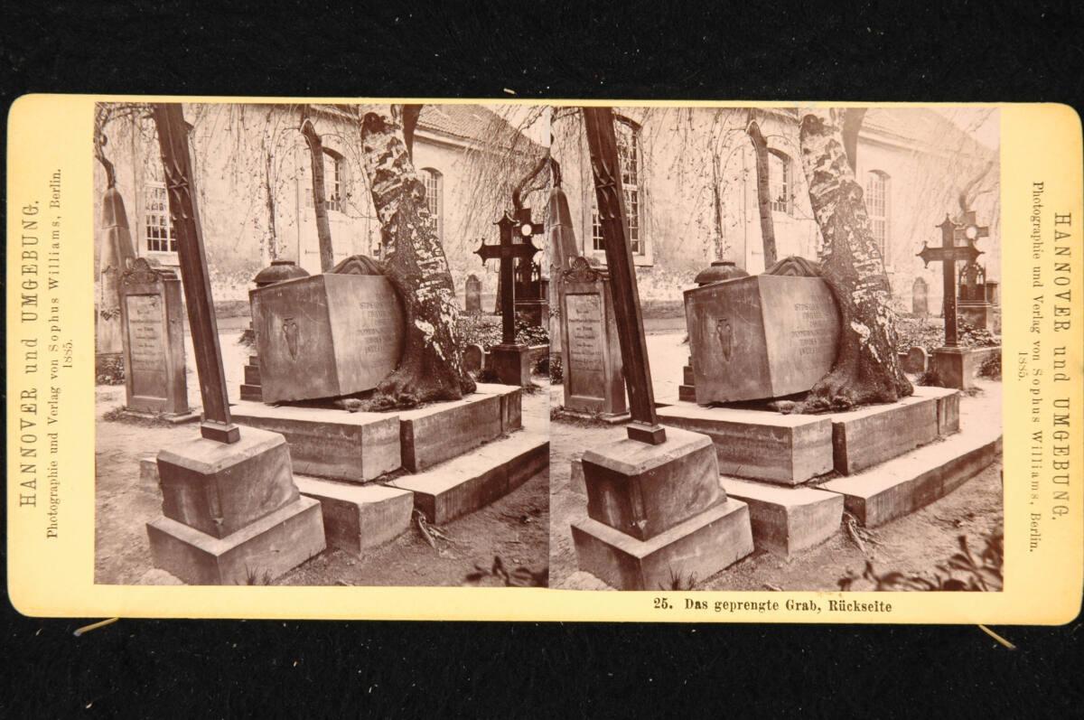Sophus Williams, Hannover und Umgebung: Das gesprengte Grab, Rückseite, Inv. Nr.: FotoGLV2000/2…