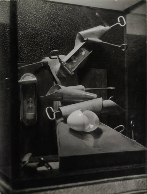 Kurt Husnik, Internationale Surrealismus-Ausstellung (Exposition Internationale du Surréalisme)…