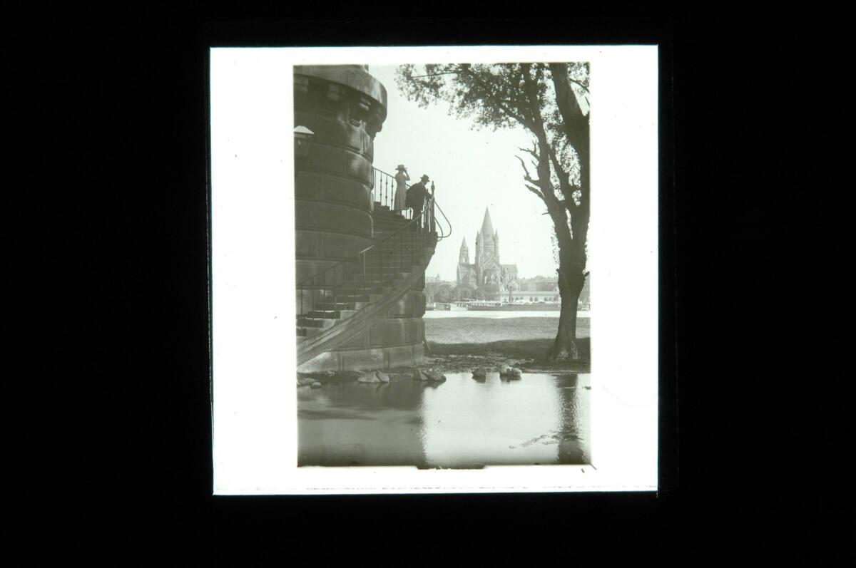 Hermann Kaiser, Landschaft mit Kirche im Hintergrund, Inv. Nr.: FotoGLV2000/20494