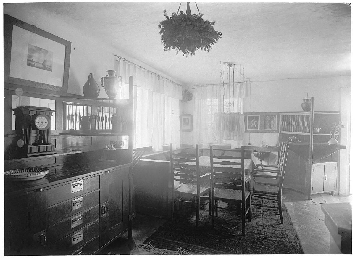 Mobiliar für Dr. Otto und Auguste Stoessl, Wien XIII., Auhofstraße 235, Speisezimmer, Mobiliar …