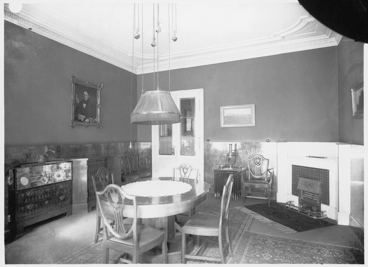 Wohnung Gustav und Marie Turnovsky, um 1900: Wien IV., Wohllebengasse 19/1. Stock/Argentinierst…