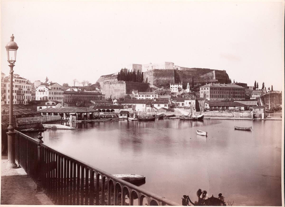 Alois Beer, Hafen von Corfu, Inv. Nr.: FotoGLV2000/6355