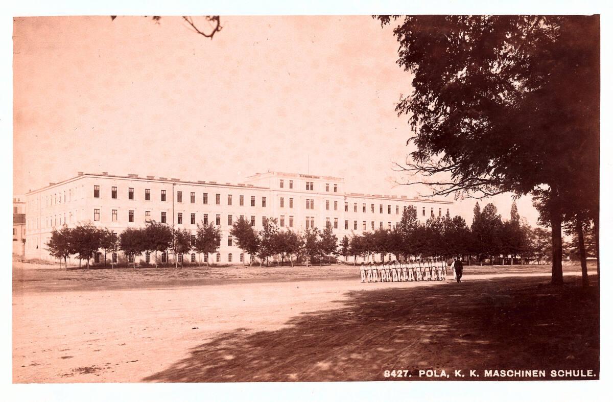 Alois Beer, Pola, K.K. Maschinen Schule, Inv. Nr.: FotoGLV2000/6384