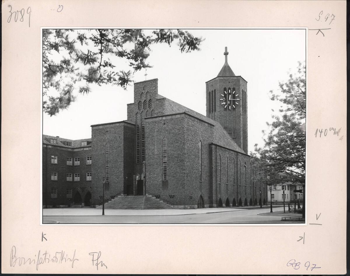 Paul Wolff, St. Bonifaziuskirche, Frankfurt a. M. 1926. Martin Weber, Frankfurt a. M., Inv. Nr.…