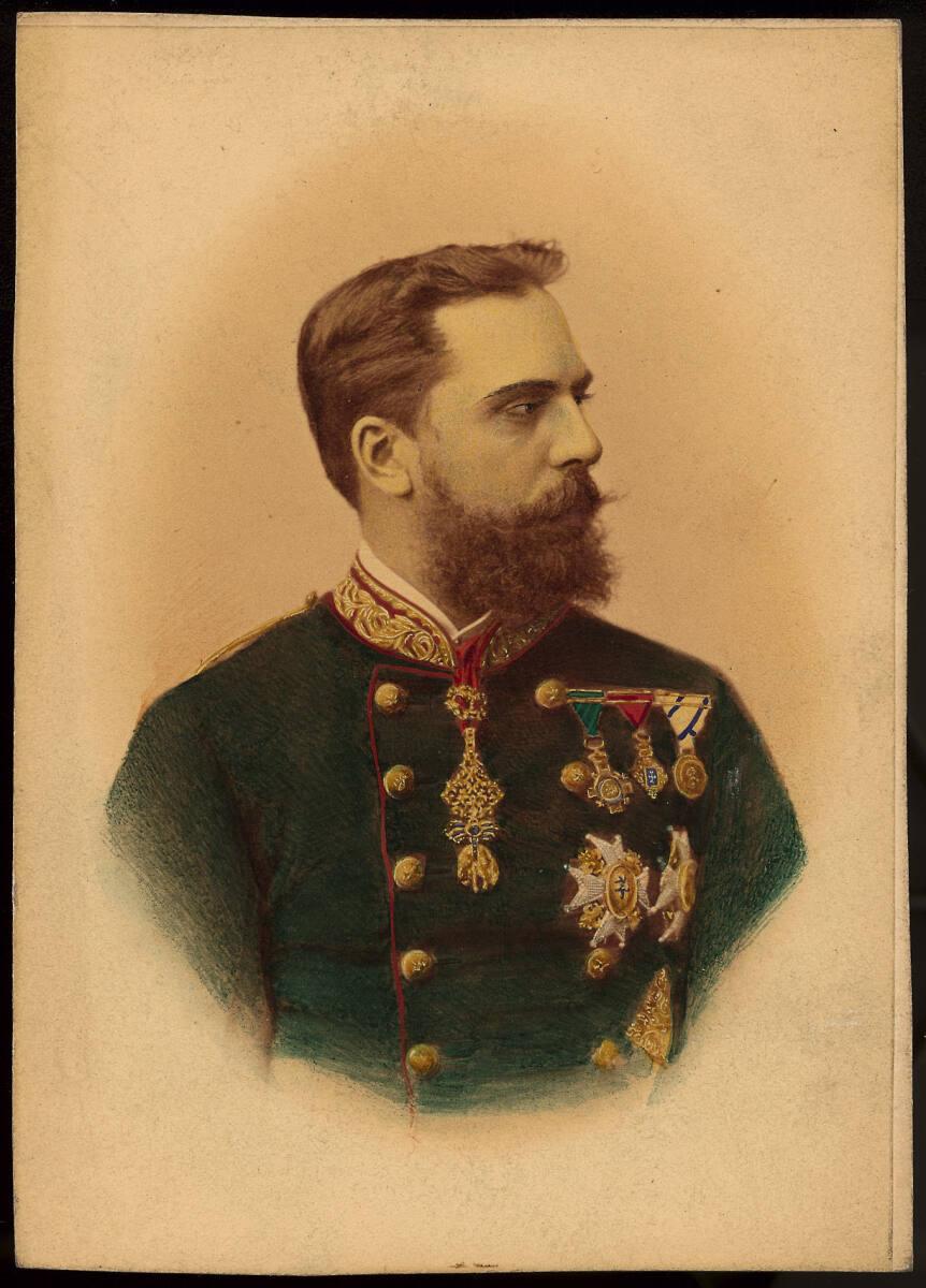 Victor Angerer, Brustbildnis von Don Carlos von Braganja in grüner ordensgeschmückter Uniform u…