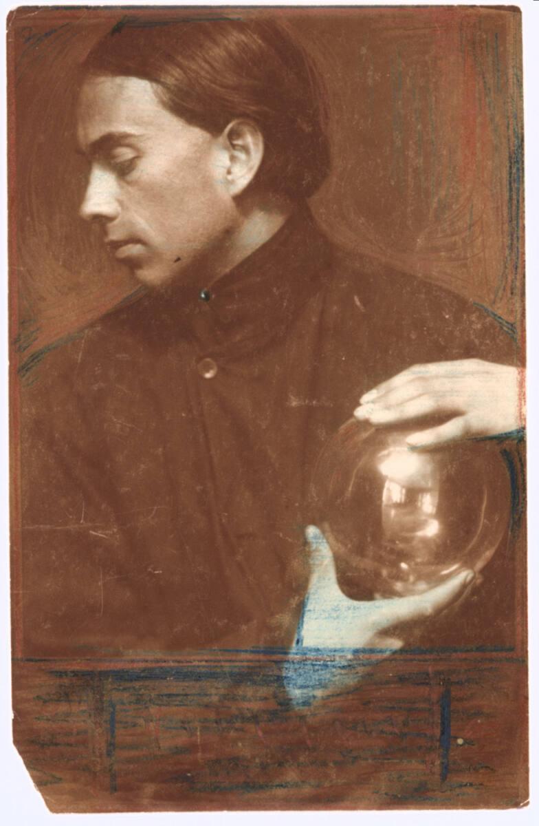 Anton Josef Trčka, Selbstbildnis mit Glaskugel, Inv. Nr.: Foto2002/132